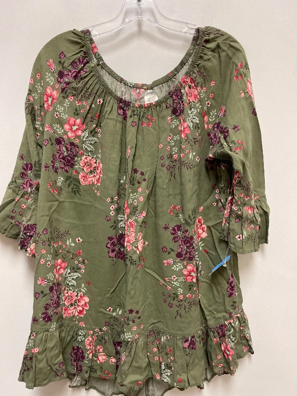 Top Long Sleeve By Terra & Sky In Green, Size: Xl