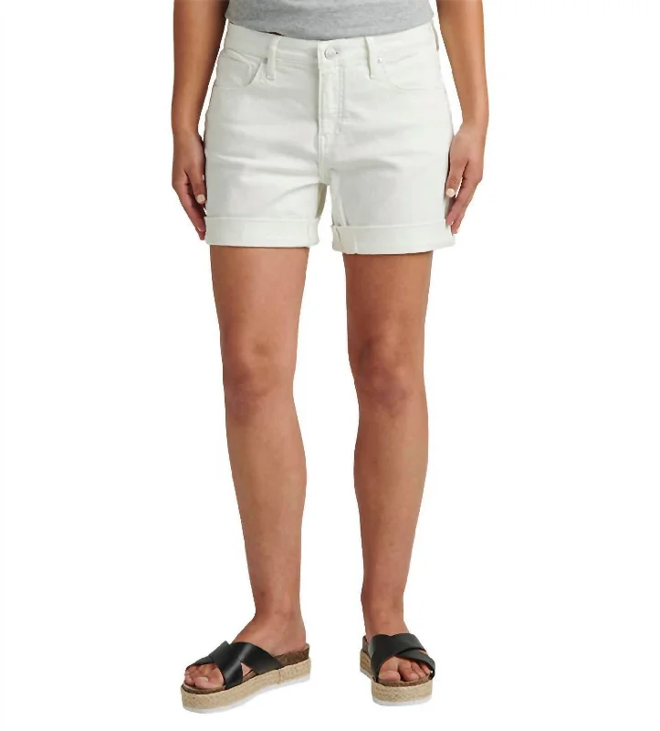 Alex Boyfriend Mid Rise Short In White