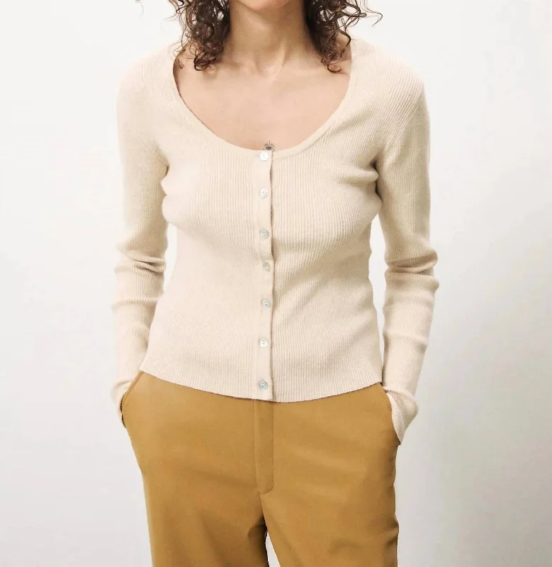 Ainoa Sweater In Creme